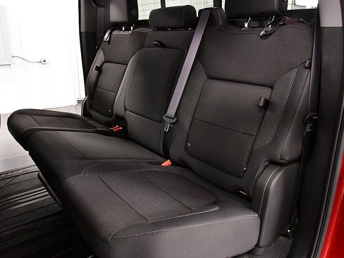 Used 2019 Chevrolet Silverado 1500 RST image 30