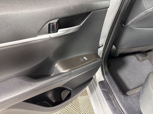 Used 2023 Toyota Camry LE image 30