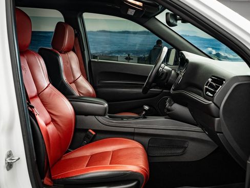 Used 2021 Dodge Durango SRT Hellcat w/ Technology Group image 26