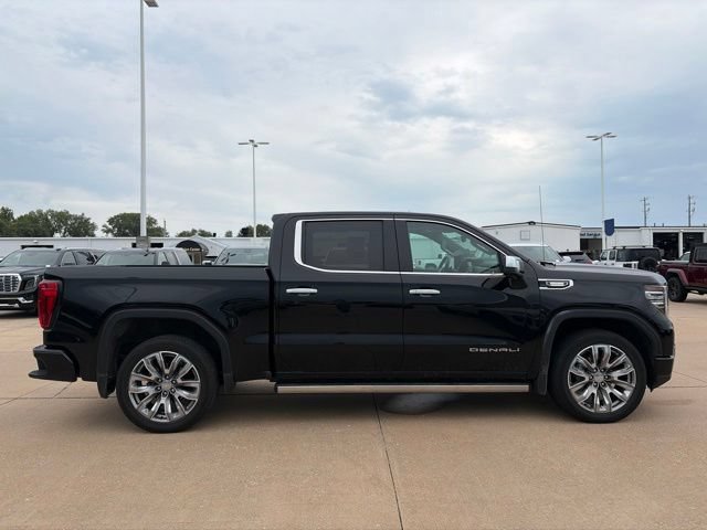 Used 2025 GMC Sierra 1500 Denali AWD/4WD image 2