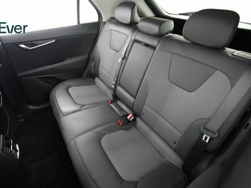 Used 2023 Kia Niro Wind image 10