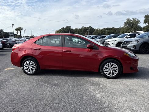Used 2019 Toyota Corolla LE image 6