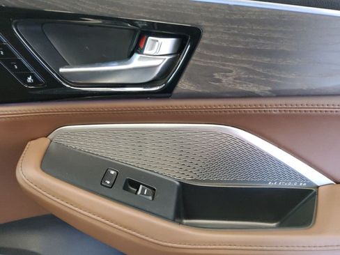 Used 2023 Acura MDX SH-AWD w/ Advance Package image 15