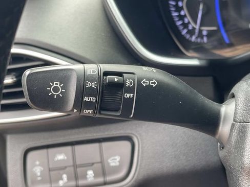 Used 2020 Hyundai Santa Fe Limited FWD image 44