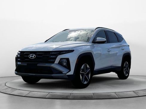 New 2026 Hyundai Tucson SEL image 1