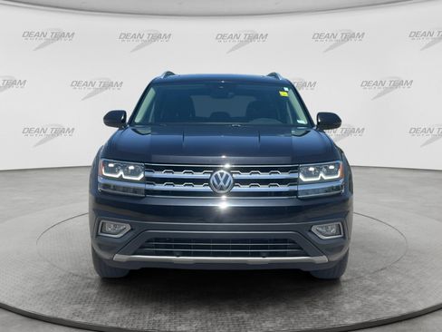 Used 2018 Volkswagen Atlas SEL FWD image 2