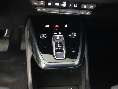 Certified 2023 Audi Q4 e-tron Premium Plus w/ Premium Plus AWD/4WD image 22