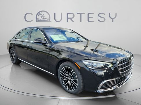 Certified 2026 Mercedes-Benz S 580 4MATIC Sedan image 5