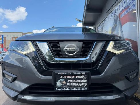 Used 2017 Nissan Rogue SL w/ SL Premium Package AWD/4WD image 6