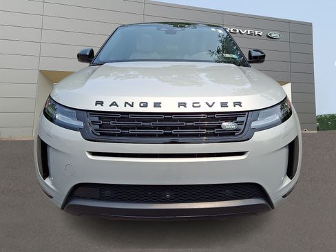 Used 2026 Land Rover Range Rover Evoque S AWD/4WD image 8