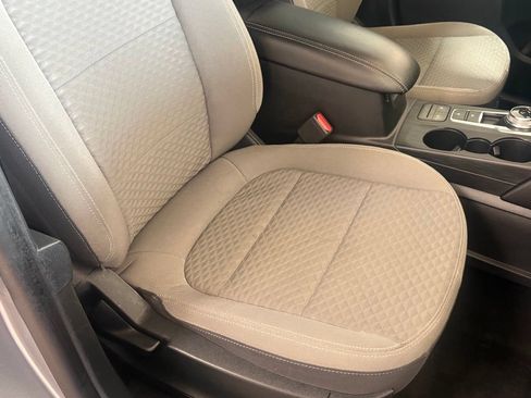 Used 2022 Ford Escape SE AWD/4WD image 27