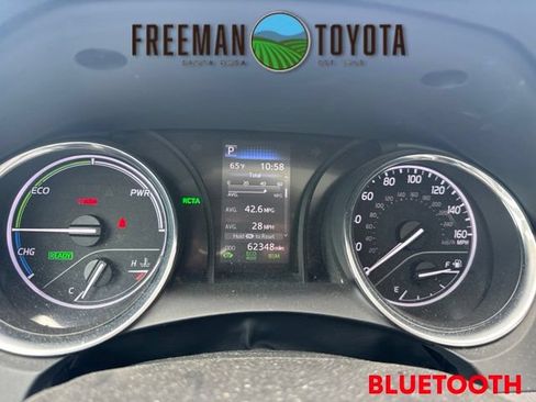 Used 2020 Toyota Camry LE w/ Sunroof Package FWD image 8