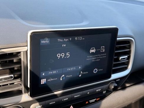 New 2026 Hyundai Venue SEL FWD image 21
