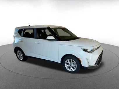Certified 2025 Kia Soul LX w/ LX Technology Package