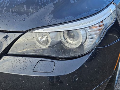 Used 2010 BMW 535i Sedan image 10