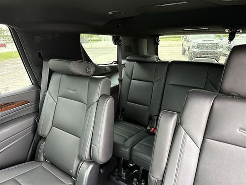 Used 2021 Cadillac Escalade Luxury AWD/4WD image 54