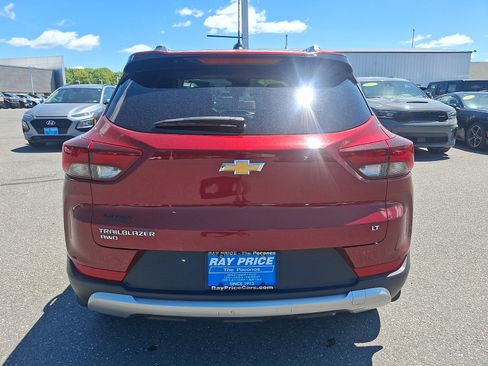 Used 2022 Chevrolet TrailBlazer LT AWD/4WD image 5