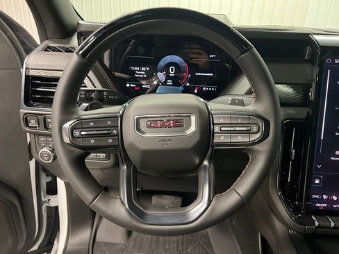 New 2026 GMC Yukon XL AT4 w/ AT4 Premium Plus Package image 19