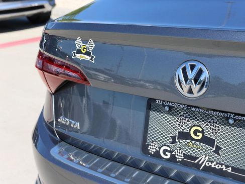 Used 2019 Volkswagen Jetta SEL image 11