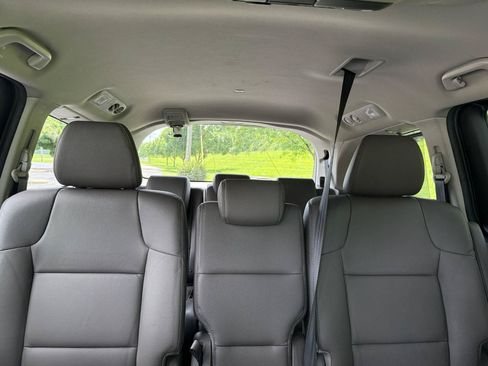 Used 2014 Honda Odyssey Touring Elite image 23