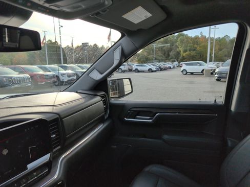 Used 2023 GMC Sierra 1500 SLT w/ SLT Premium Plus Package image 27