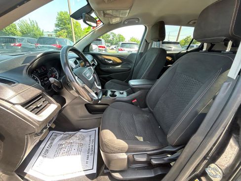Used 2018 GMC Terrain SLE FWD image 16