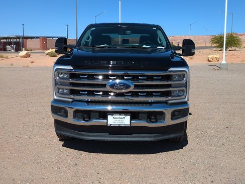 Used 2025 Ford F250 Lariat AWD/4WD image 11