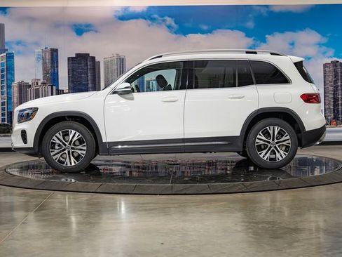 Used 2026 Mercedes-Benz GLB 250 4MATIC image 6