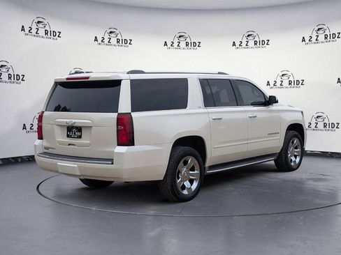 Used 2015 Chevrolet Suburban LTZ image 6
