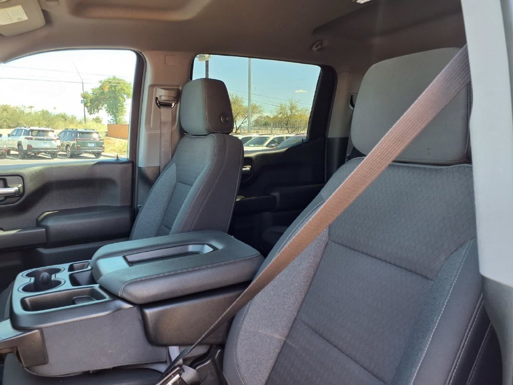 Used 2024 Chevrolet Silverado 1500 Custom AWD/4WD image 27