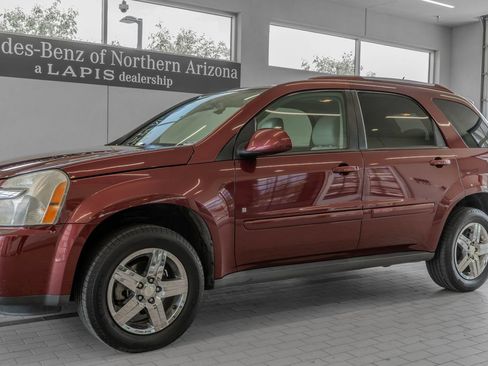 Used 2007 Chevrolet Equinox LT w/ LT Preferred Equipment Group AWD/4WD image 3