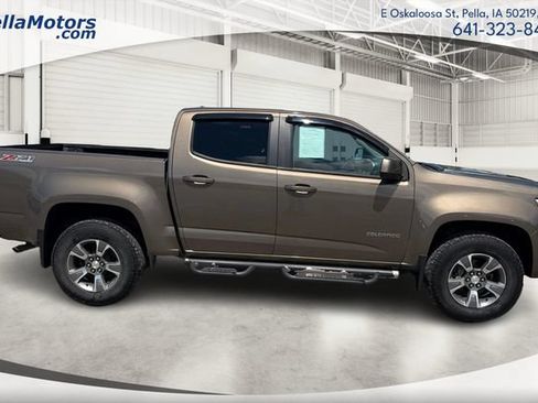 Used 2016 Chevrolet Colorado Z71 AWD/4WD image 2