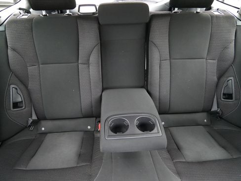 Used 2023 Subaru Outback Premium AWD/4WD image 13