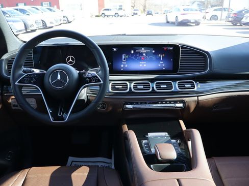 Used 2024 Mercedes-Benz GLE 450 4MATIC image 14