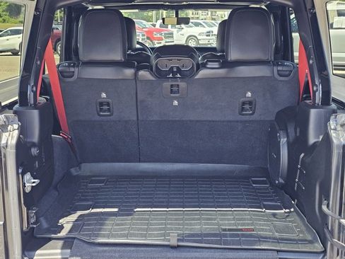 Used 2020 Jeep Wrangler Unlimited Rubicon w/ Quick Order Package 28Y Recon AWD/4WD image 13
