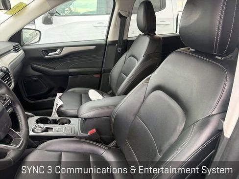 Used 2022 Ford Escape SEL image 7