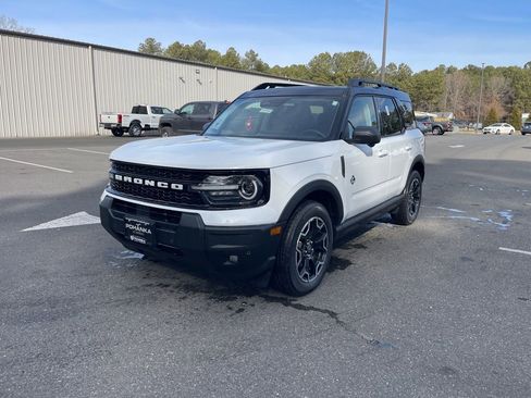 New 2025 Ford Bronco Sport Outer Banks w/ Outer Banks Tech Package+ image 2