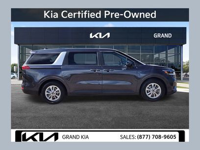 Certified 2023 Kia Carnival LX