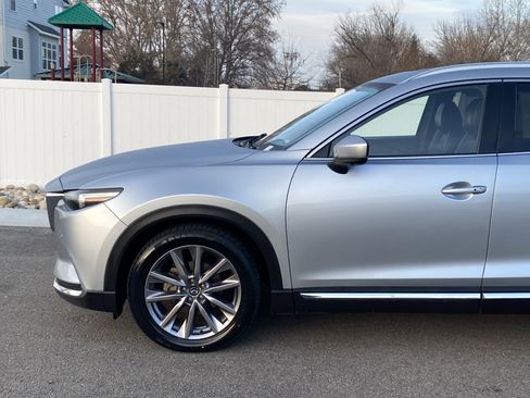 Used 2022 MAZDA CX-9 Grand Touring image 2