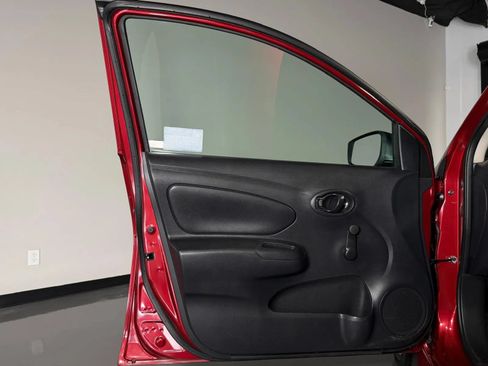 Used 2019 Nissan Versa S Plus FWD image 21