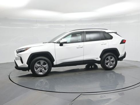 Used 2024 Toyota RAV4 LE image 29