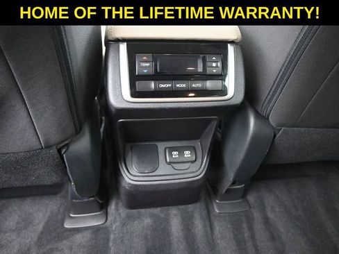 Used 2022 Subaru Ascent Premium w/ Convenience Package image 39