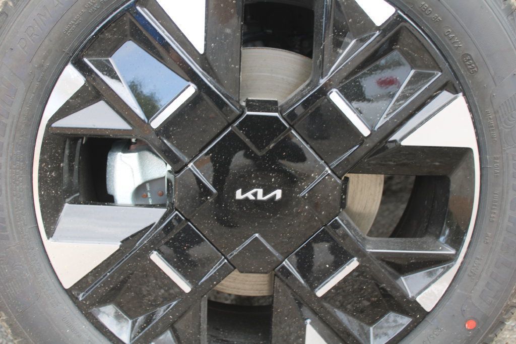 New 2026 Kia Sportage SX AWD/4WD image 18