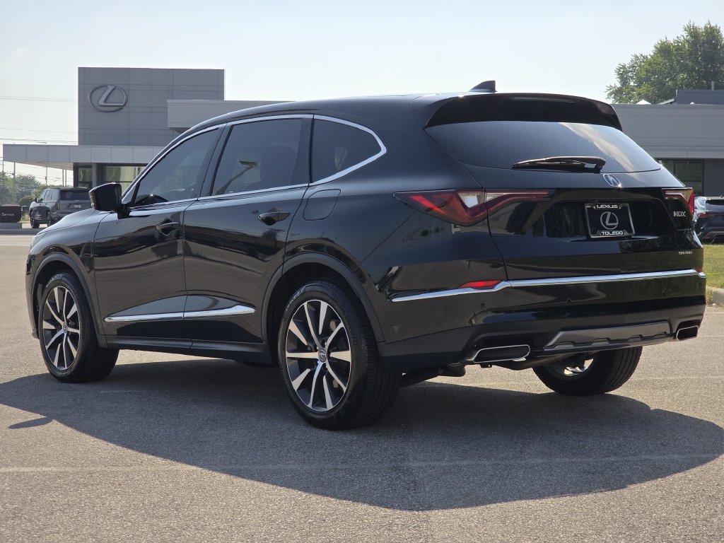 Used 2025 Acura MDX w/ Technology Package AWD/4WD image 8