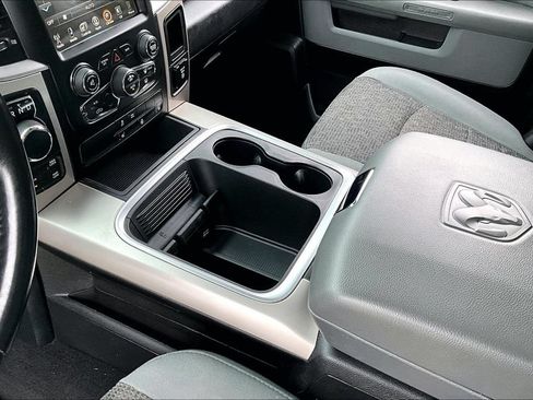 Used 2017 RAM 1500 Big Horn AWD/4WD image 19