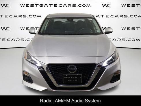 Used 2022 Nissan Altima 2.5 SV FWD image 2