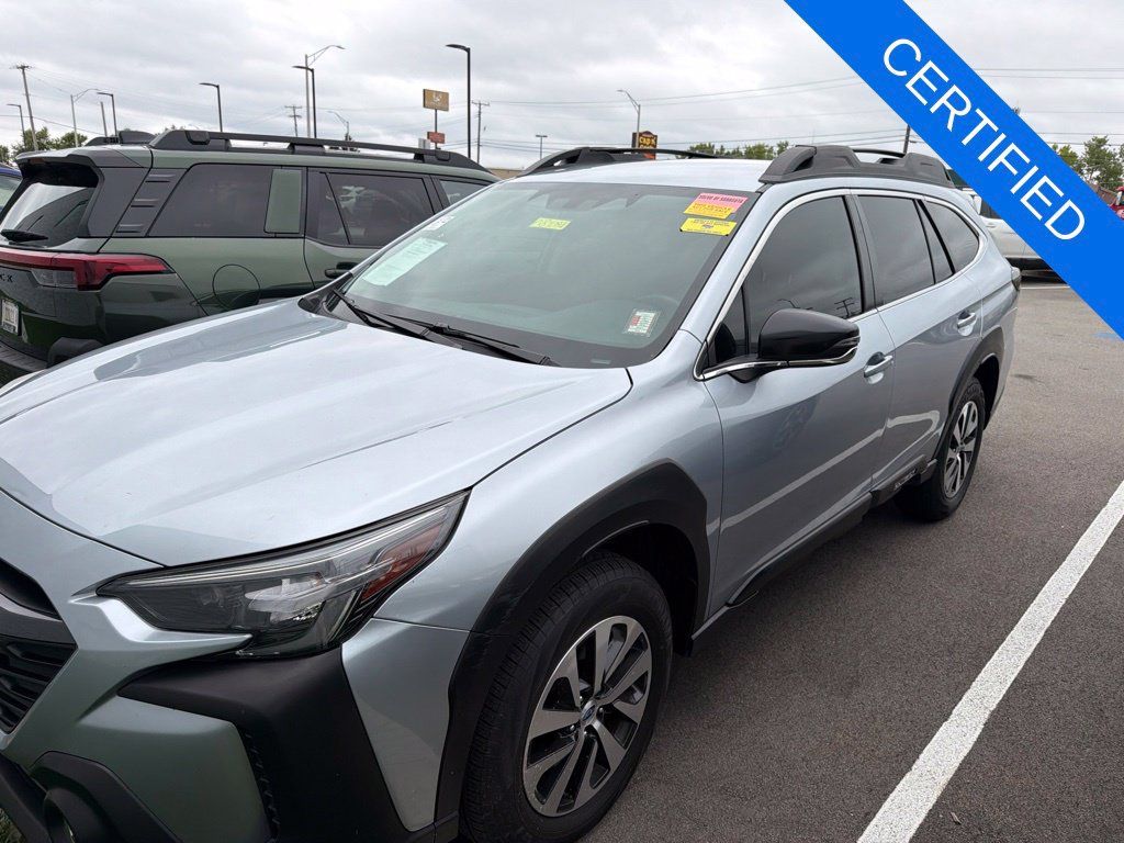 Used 2024 Subaru Outback Premium AWD/4WD image 5