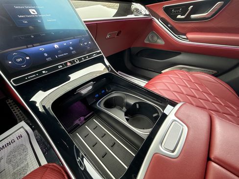 Used 2023 Mercedes-Benz S 580 4MATIC Sedan image 24