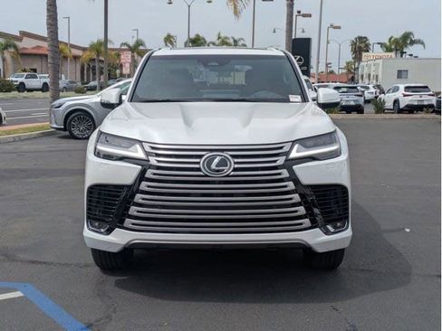 New 2026 Lexus LX 700h Luxury AWD/4WD image 2