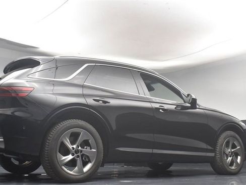 Used 2026 Genesis GV70 2.5T Advanced image 37